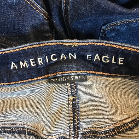 SOLDAmerican Eagle Highest Rise Jegging Distressed - Picture 6 of 9